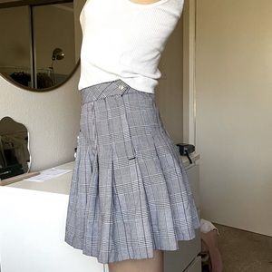 Pleated plaid skirt